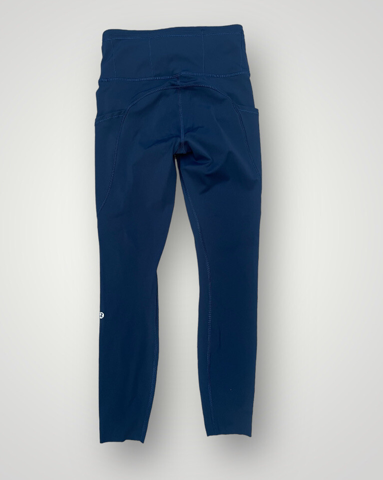 lululemon - ルルレモン 4 Lululemon 7/8 Tight Nulux Size 4 Navy Blue Leggings Cut Hem