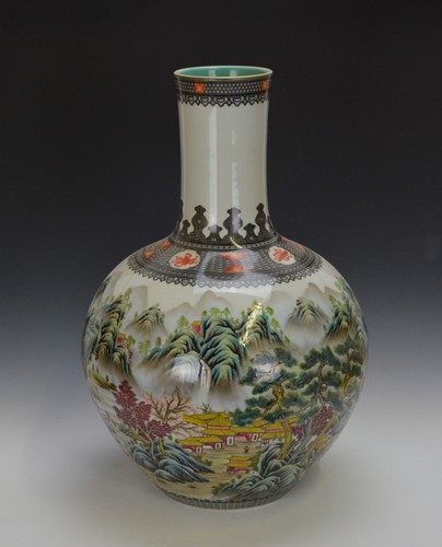 Large Chinese Republic Famille Rose Landscape Globular Porcelain Vase with Mark - 第 1/12 張圖片