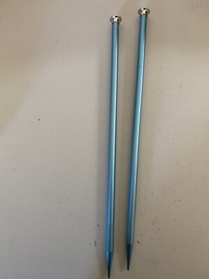 Boye knitting needles sz 8, 14  long aluminum blue