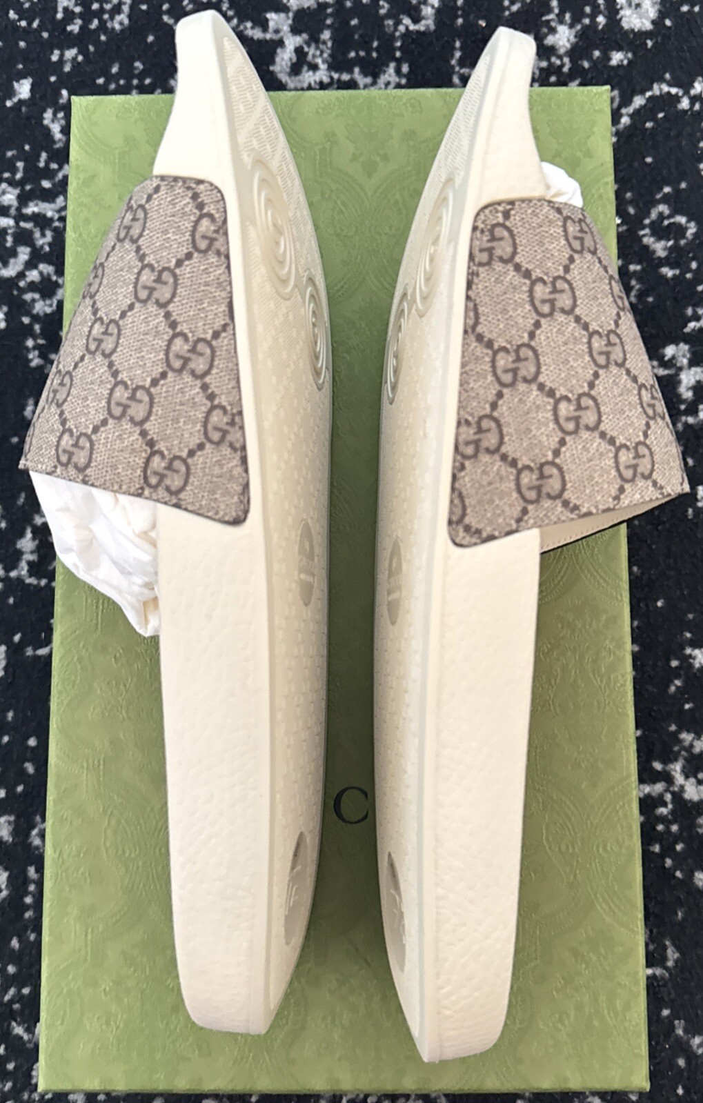 Gucci BUNNY TOAST H20 Animal Web Slides Monogram Sandals G 12 US 12.5 image 6