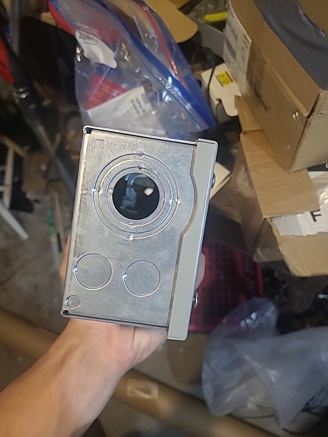 BBR24L70 SP/ FP Type 1 INDOOR EATON Enclosure 70 Amp Main Breaker (NOT INCLUDED)