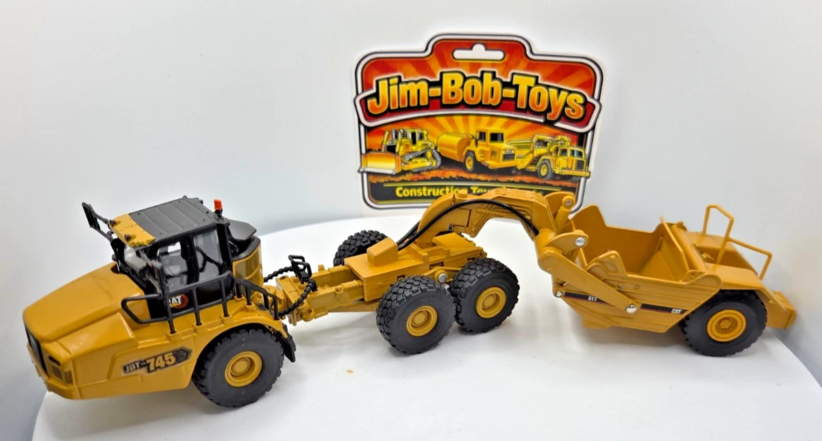Caterpillar Scraper In Vintage Manufacture Diecast Construction