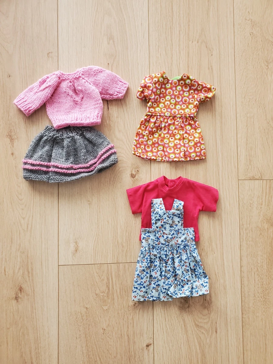 Vintage LOT de petites vêtements de poupée pour la Vintage LOT de petites vêtements de poupée pour la