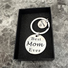 Engraved Silver Metal Keychain, Love Hearts Theme, Best Mom Ever, Detachable