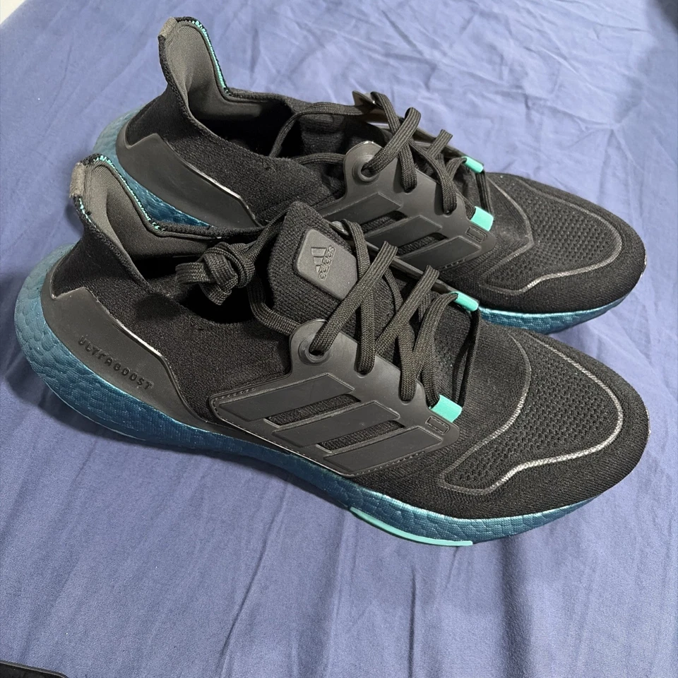 Adidas UltraBoost 22 Negro Como Nuevo Rush Hombres GX5564 Talla 10.5 Foto 2 de 4
