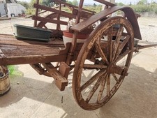 Carro agricolo antico in legno (2)