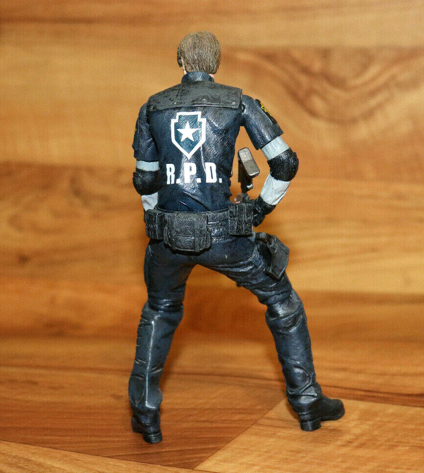 Resident Evil 4 Leon S.Kennedy Action Figure Figur Neca RPD Resident Evil 4 Leon S.Kennedy Action Figure Figur Neca RPD