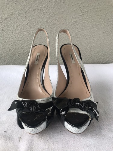 EUC MIU MIU Black White Leather Slingback 35 US 5 Peep Toe Pumps B2 - Picture 2 of 8