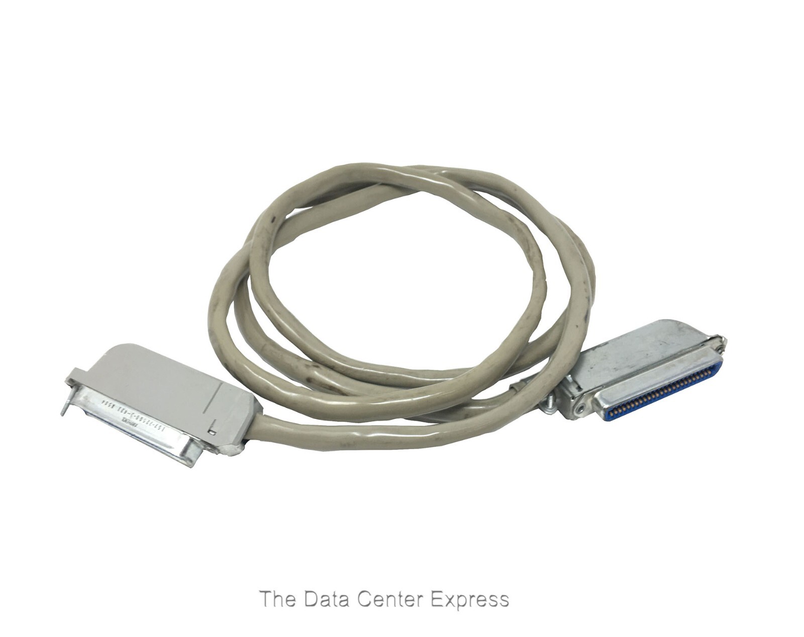 AMPHENOL CONNECTOR D-SHELL CABLE MNT PLUG 5 157-72500-3-431-8504 REF