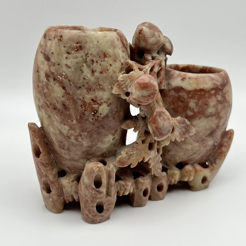 Antike verzierte chinesische Doppelvase aus geschnitztem Speckstein selten floral  - Bild 1 von 11