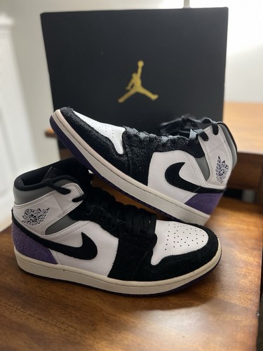 Air Jordan 1 Mid SE Size 9