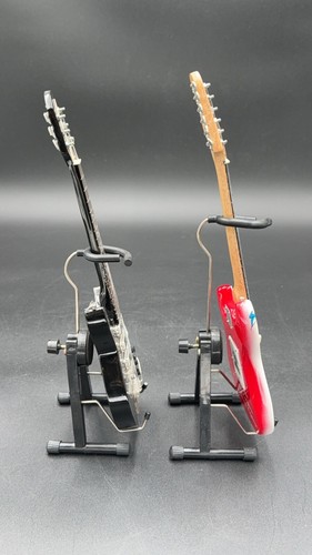 Jimi Hendrix 1967 Fender Electric Guitar Antique Miniatur 10-11 inch - Picture 9 of 10