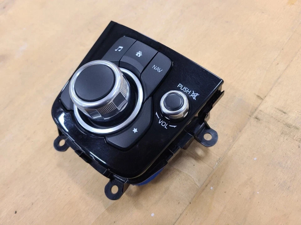 2014-2018 Mazda 3 Radio Receiver Console Mounted Control Panel GENUINE OEM Foto 3 de 4