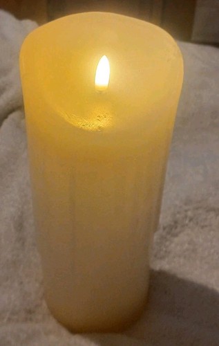 Vintege Flameless Flickering Chapel Ivory Battery Power Candle Big Height 10in - Picture 15 of 24