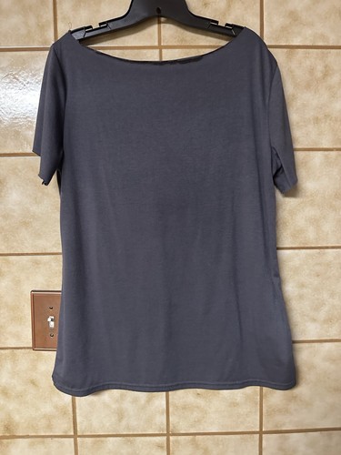 Women’s Plus Distressed Tiger Print T-shirt, Gray Sz 2XL - Picture 8 of 10
