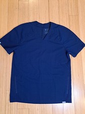 FIGS Womens Scrub Top Front Pockets Navy Blue Size Sm. PO 1728 Style M20SW1019