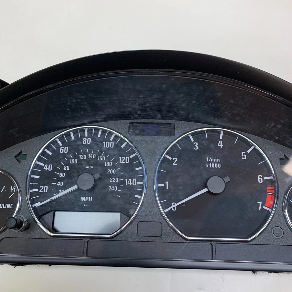 Cuadro de instrumentos velocímetro BMW Z3 Roadster 1996-2000 62118381884 59 k OEM Foto 4 de 4