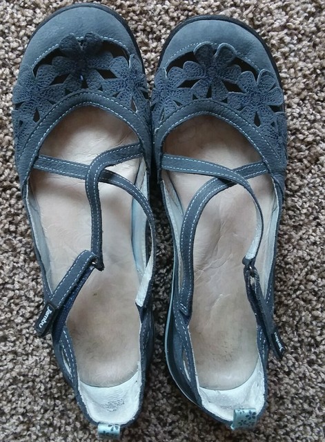 jambu blossom encore flat