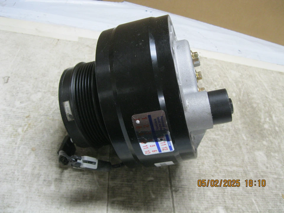 A/C Compressor Global 7511372 Foto 2 de 4