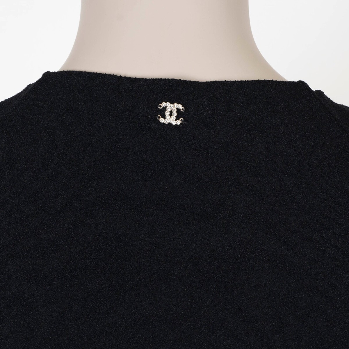 ☆可愛い☆シャネル Tシャツ 70892 auth CHANEL black viscose 23S BOW EMBELLISHED BODY Top