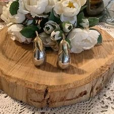 Joie De Vivre silver gold Mini egg plant salt & pepper shakers 2' farmers market