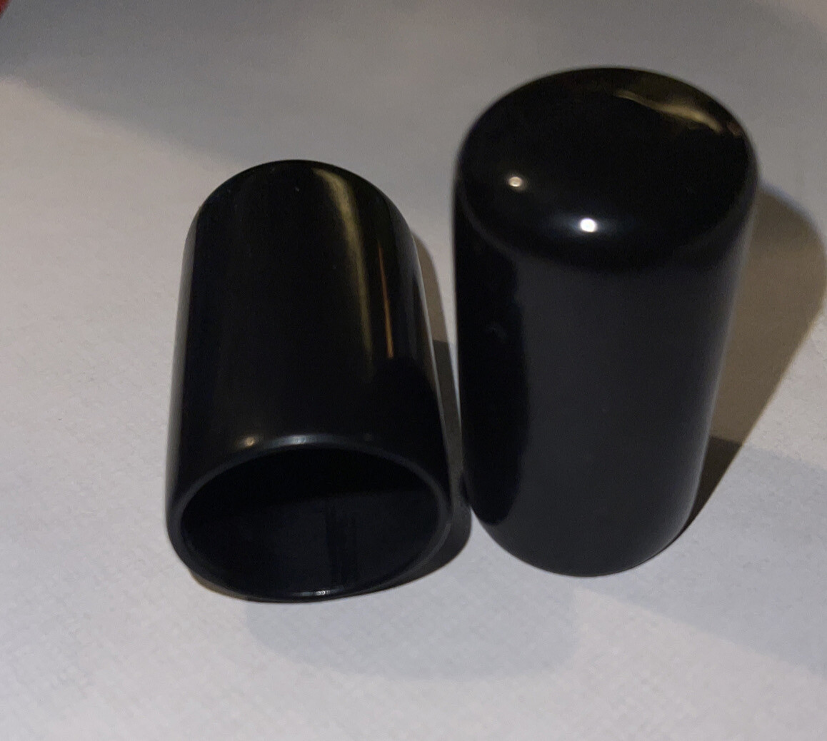 0.750" 3/4" Black Vinyl Rubber Flexible Round Tube Tubing Pipe End