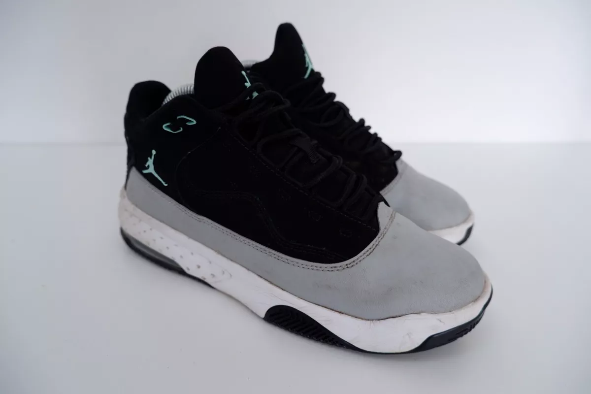 Nike Jordan Max Aura 2 GS Junior Trainers uk 5 eu38 CN8094 007 GC