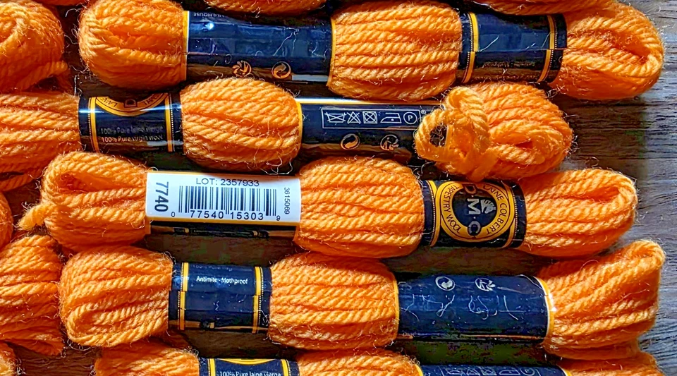 DMC Tapestry Wool Lot of 25 Skeins 7740 ORANGE 8.7 yd 8m Laine Colbert More! - Image 2 of 4