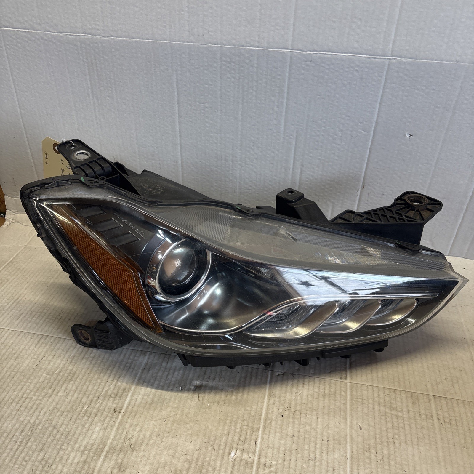 18-23 Maserati Ghibli M157 Front Right Side Headlight Lamp LED OEM