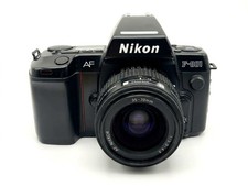 Nikon F-801 35mm AF-L Analog SLR Nikon 35-70mm f/3.3-4.5 Kit Set