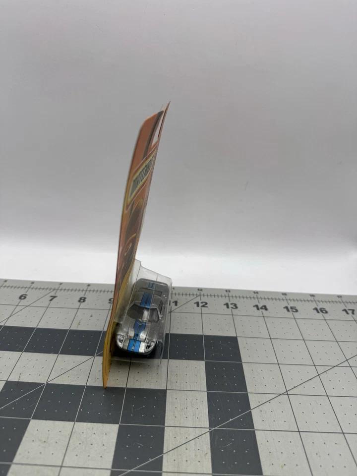 MATCHBOX-FORD GT-SILVER-SPORTS CAR -#18-2008-SEALED- - Image 2 of 4