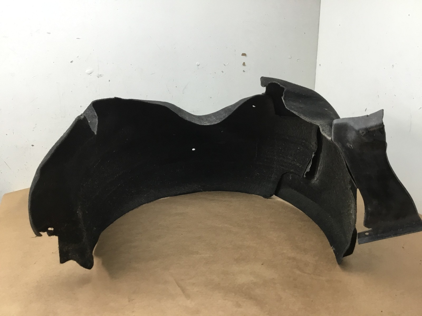 Maserati Coupe GT 2003 Front Left Fender Liner Splash Shield Guard 02-06 ;:Y