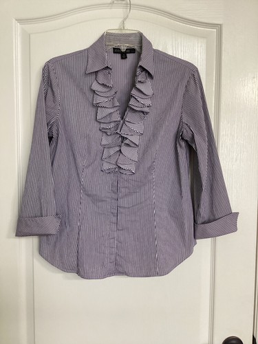 Lafayette 148 Women Blue& White Ruffled Front Hidden Button Blouse size 4