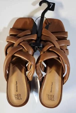 Time and Tru Memory Foam Women's Sandel Size 7