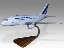 Airbus A318 Air France Desk Wood Airplane New Model Small Scale 1/100