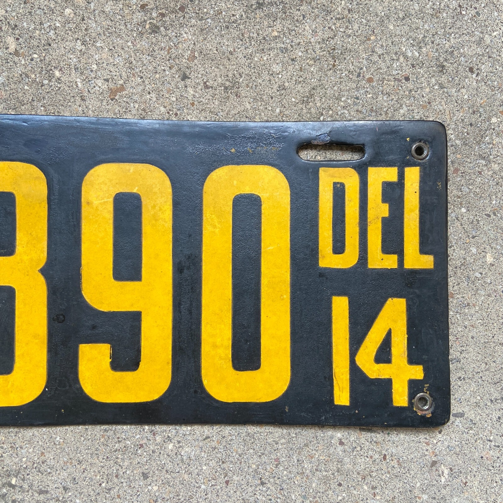 1914 Delaware Porcelain License Plate 1890 Has Touch Up Auto Garage