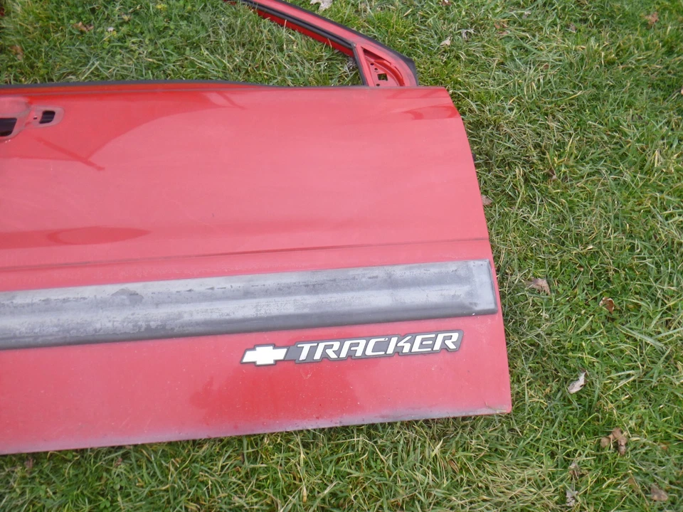 Chevrolet Tracker 2002 puerta delantera lado del pasajero delantero derecho rojo Foto 3 de 4