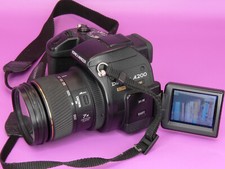 Konica Minolta Dimage A200 Digital Bridge Camera 8MP CCD 7x Zoom Flip Screen