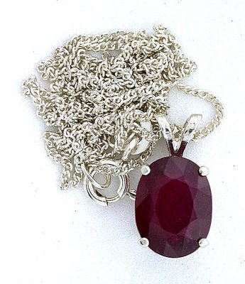 3,40 Karat ovaler Rubin Edelstein Sterlingsilber Anhänger 18 Zoll Sterlingsilber Kette 