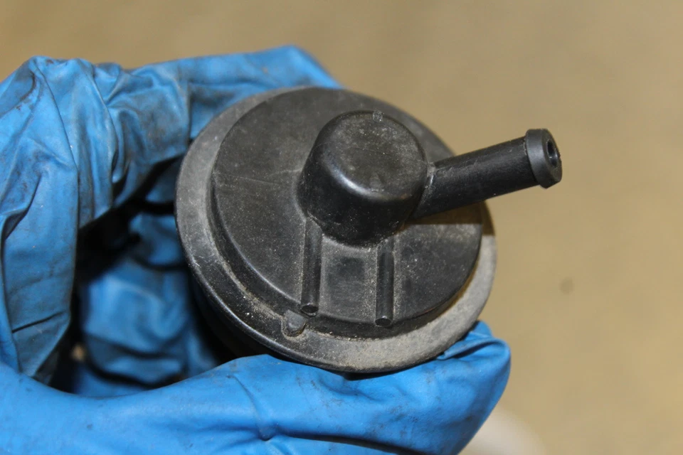 Buell Lightning XB12S 2004 válvula de aire solenoide superior interruptor del motor sensor Foto 3 de 4