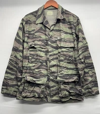 VTG Tiger Stripe Jungle Camo Combat Coat Army Field Jacket Military Sz S