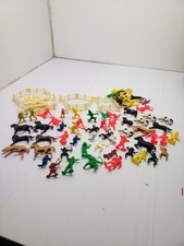 VTG Lot of MPC Plastic Cowboys Frontier Soldiers Indians and Weapons Animals