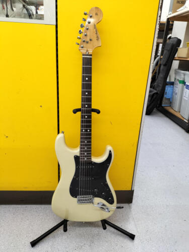 Tokai Custom Edition ST Type White Electric Guitar Used Shipping From Japan