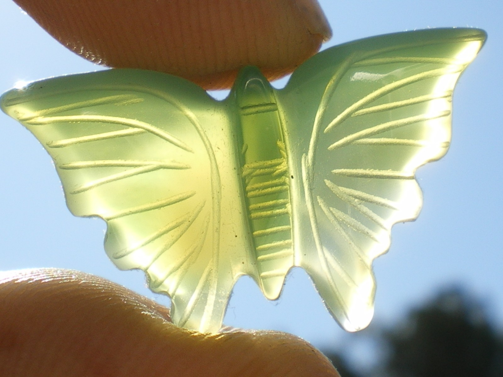 Cabochon agate verte naturelle du Brésil 22,5 cts pour créateur de bijoux