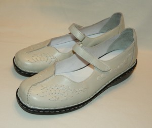 pavers ladies white shoes