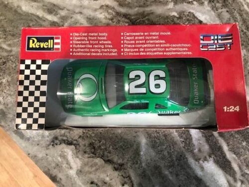 Vintage 1992 NIB 1/24 Revell #26 Quaker State, Brett Bodine
