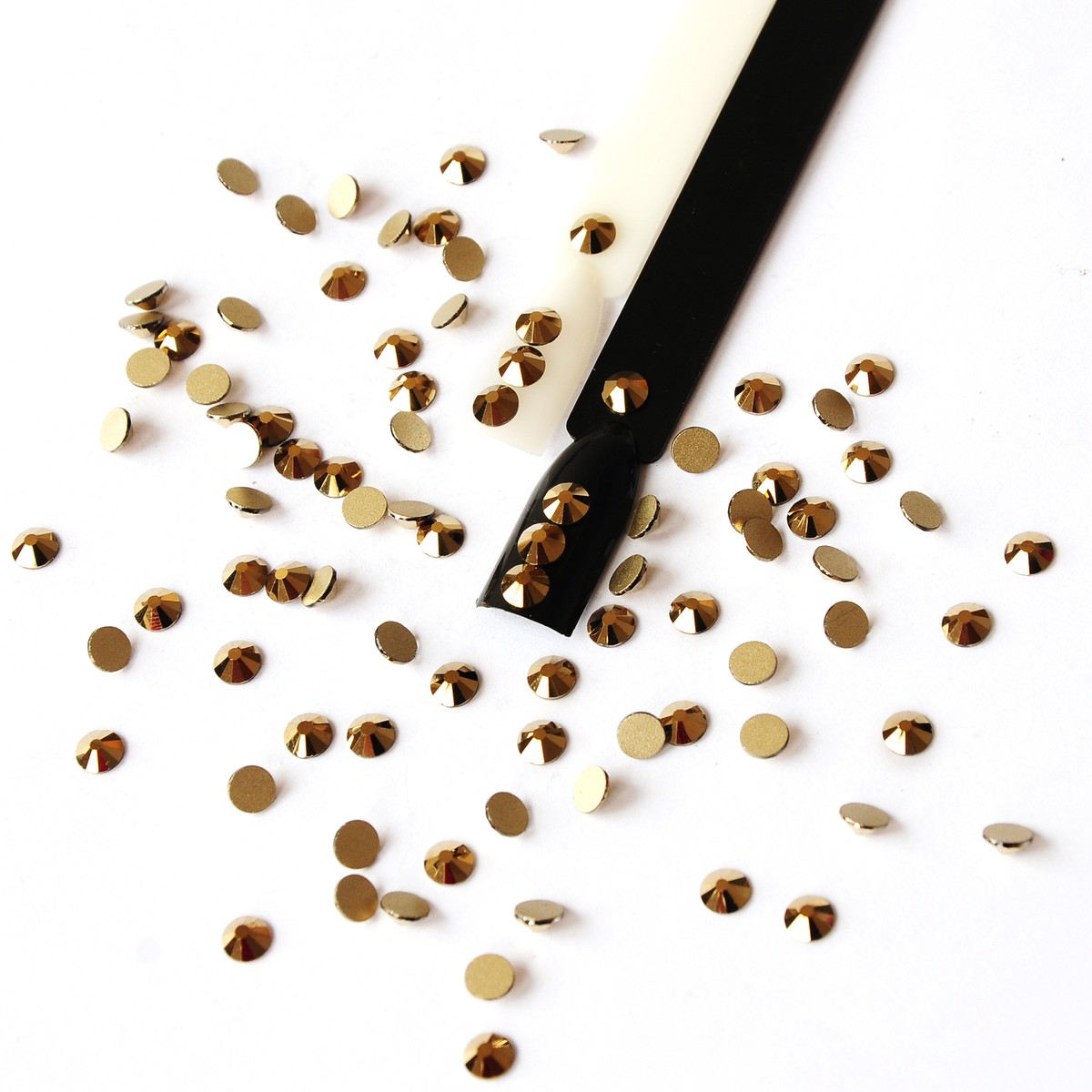 Aurum Crystal Glass Flatback Rhinestones – Non Hotfix Round Gems For Nail Art & 3D Decoration