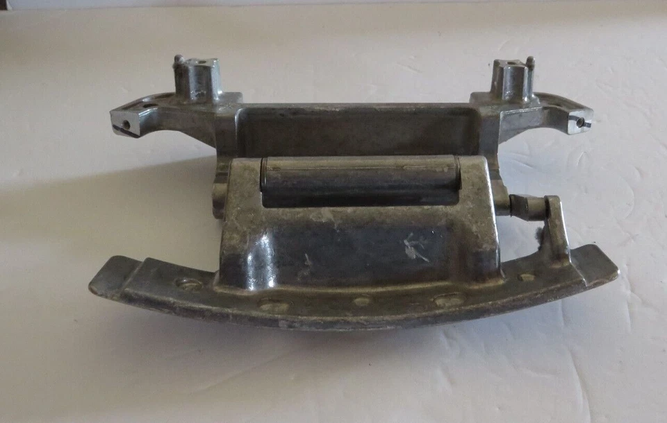 Whirlpool Dryer: Door Hinge (W10139920) (P6825) - Image 4 of 4