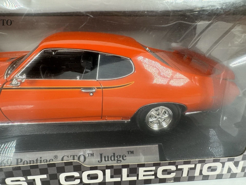 Pontiac GTO Judge 1969 1/18 modelo de coche diecast naranja metálico de Motormax Foto 3 de 4