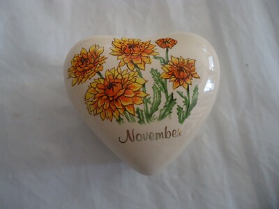 VINTAGE Floral Mums November Ceramic Heart-shaped Trinket Box